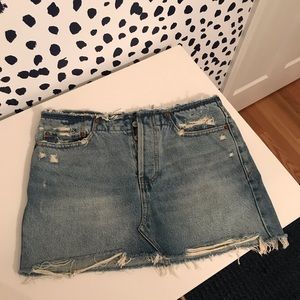 Low rise denim skirt